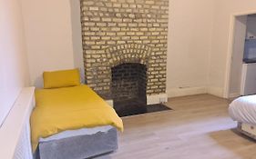 One Bedroom Apartment